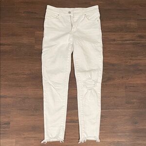 Womens Levi’s White Skinny High Rise Ripped jeans
